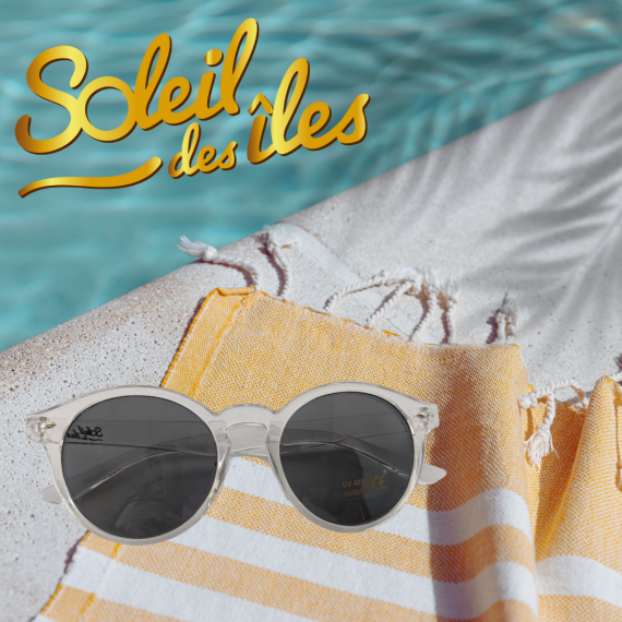 Lunettes de soleil offertes